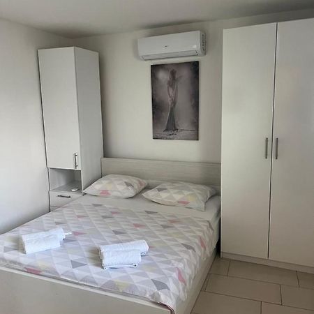 באסקה וודה Heaven'S View Apartments מראה חיצוני תמונה