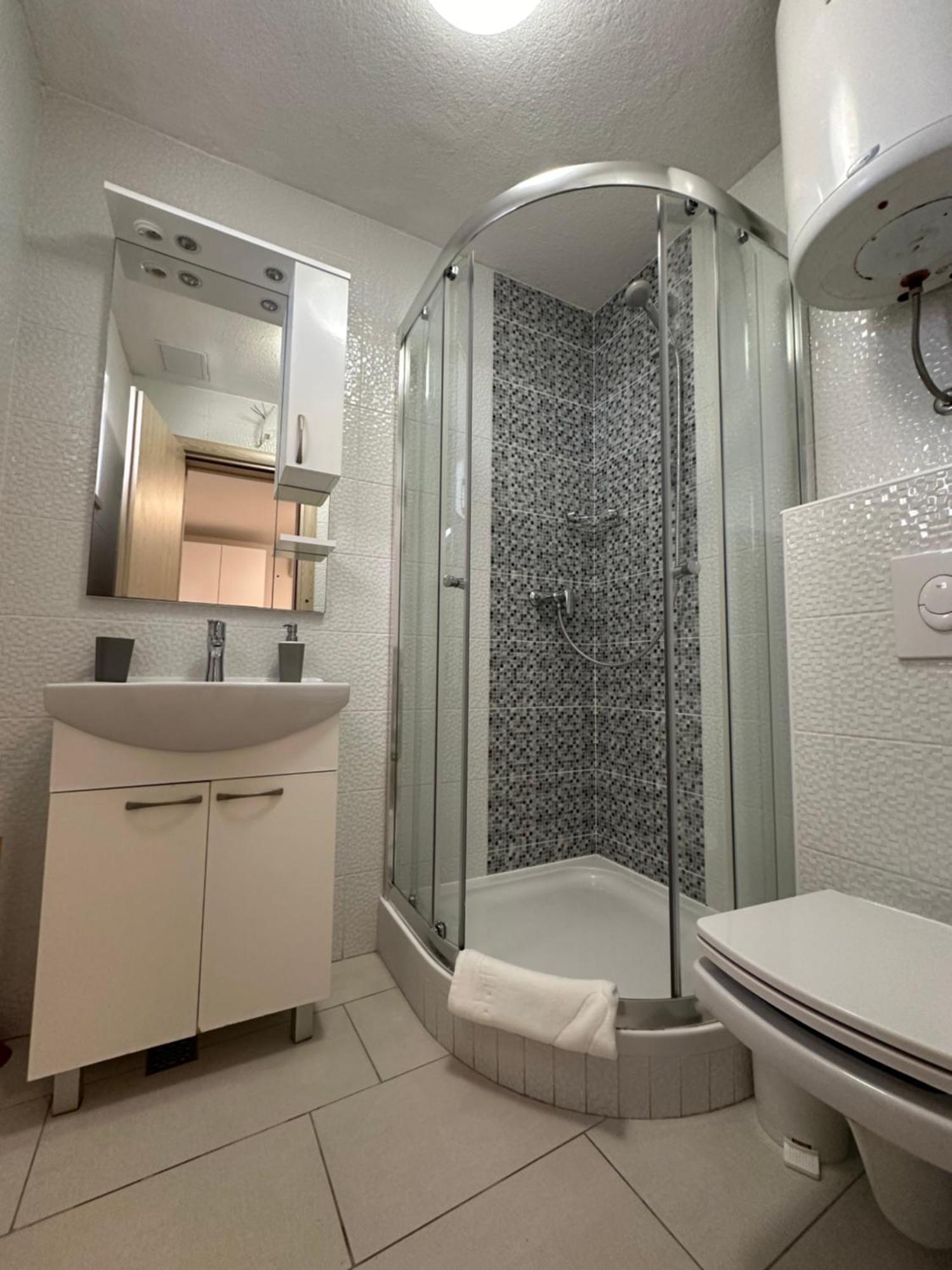 באסקה וודה Heaven'S View Apartments מראה חיצוני תמונה